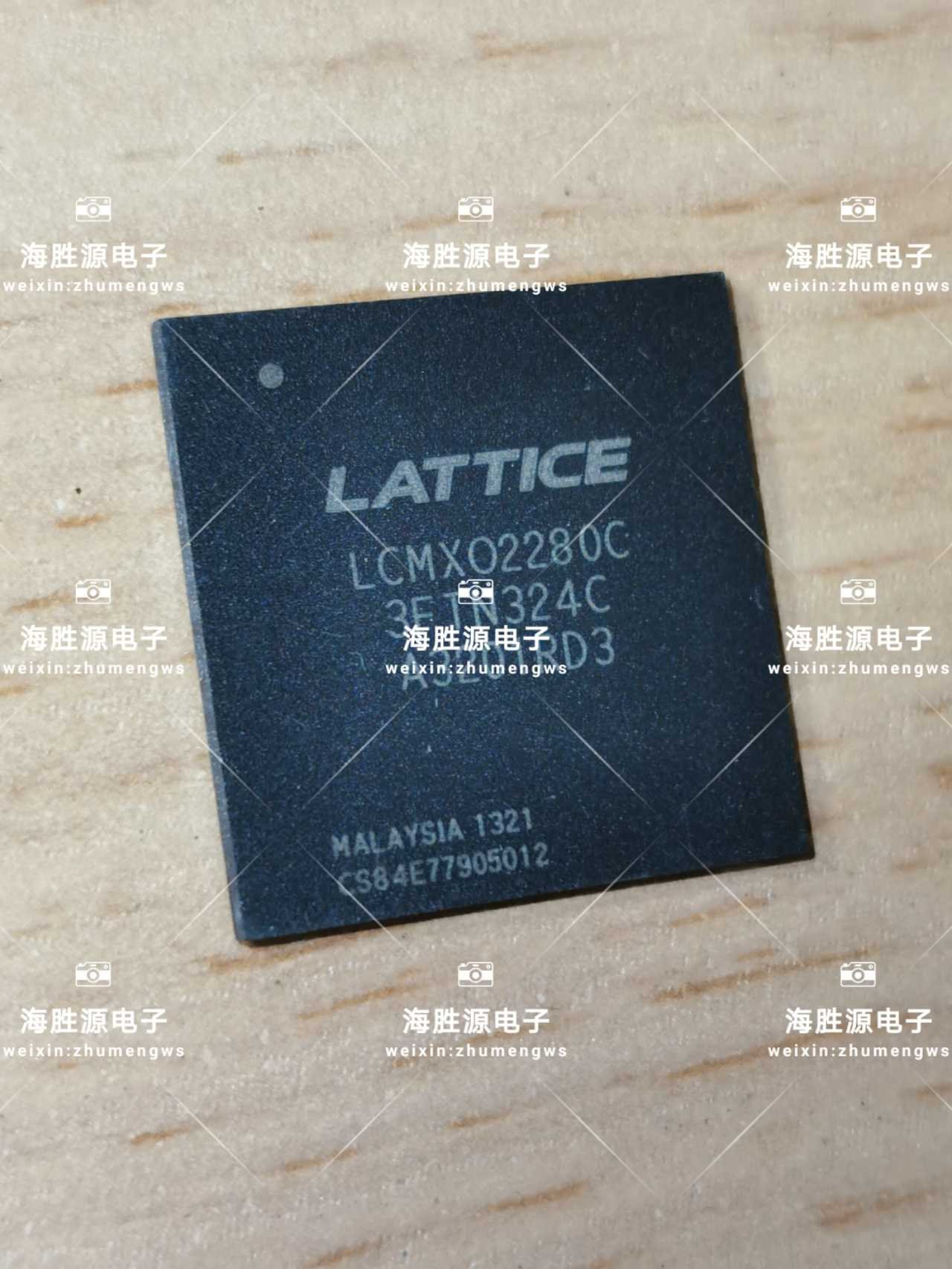 LCMX02280C-5FTN324C-4I LCMX02280C BGA芯片 全新现货 可直拍