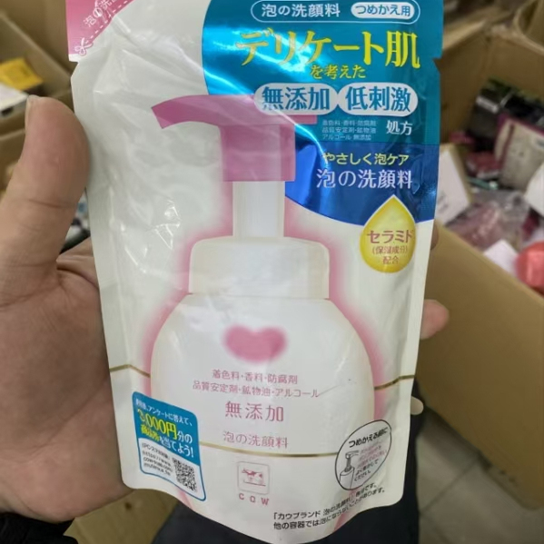 日本本土 COW牛乳无添加泡沫洗面奶替换装140ml 孕妇可用