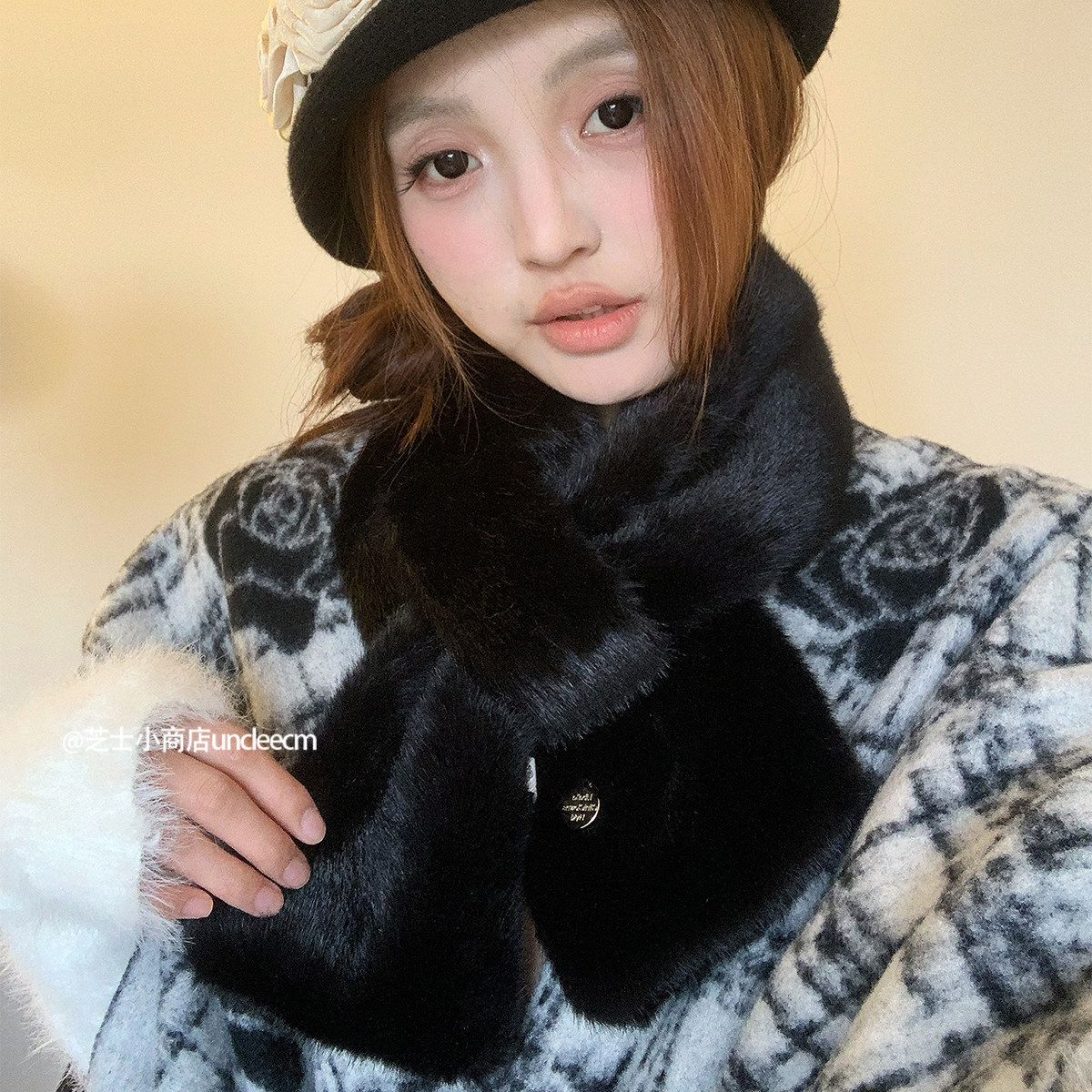 纯色毛毛交叉小围巾女冬季加厚保暖毛绒围脖学生防寒护颈时髦百搭,服饰配件/皮带/帽子/围巾,围巾/丝巾/披肩,淘宝优惠券,粉丝福利购,淘宝优惠卷