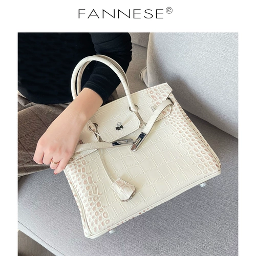 Кожаная платиновая модная сумка, коллекция 2023, воловья кожа, крокодиловый принт, из натуральной кожи