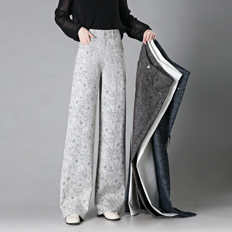 逸阳2026新款女裤春秋装品牌牛仔裤时尚休闲宽松显瘦提花弯刀裤子