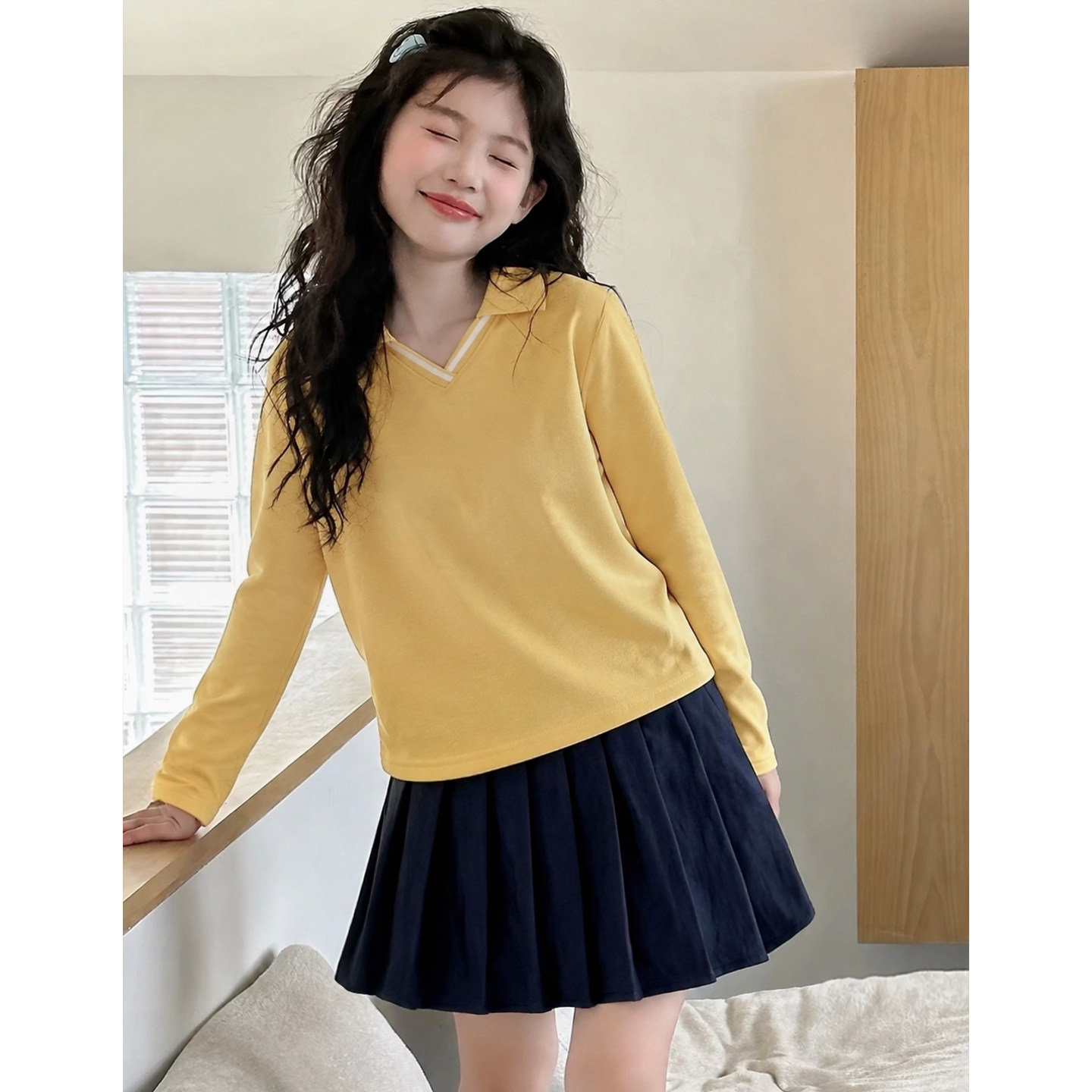 壹妈女大童秋季套装初中生韩系黄色小V领卫衣百褶裙超好看两件套