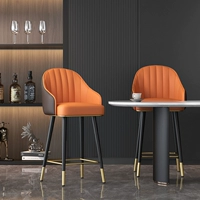 Светлый роскошный бар Simple Bar Nordic Net Red Retation High Stool стойка на стойке передовой фронт моды высокий стул высокого цвета