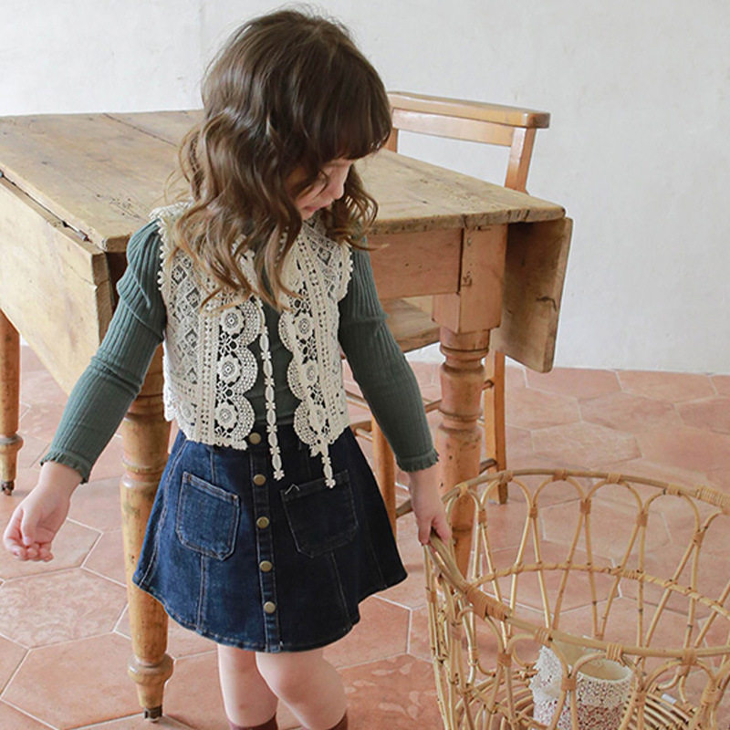 特价秋款韩版马甲背心童装儿童女孩镂空花朵可爱时尚外搭马夹开衫