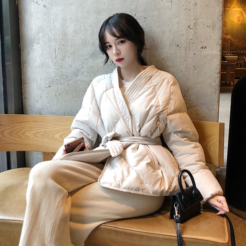 秋冬新款时尚女装chic韩版V领菱格长袖蝴蝶结系带收腰棉衣外套潮在类目 女装/女士精品, 棉衣/棉服中 - 来自Buy2taobao.com提供专业的淘宝代购服务