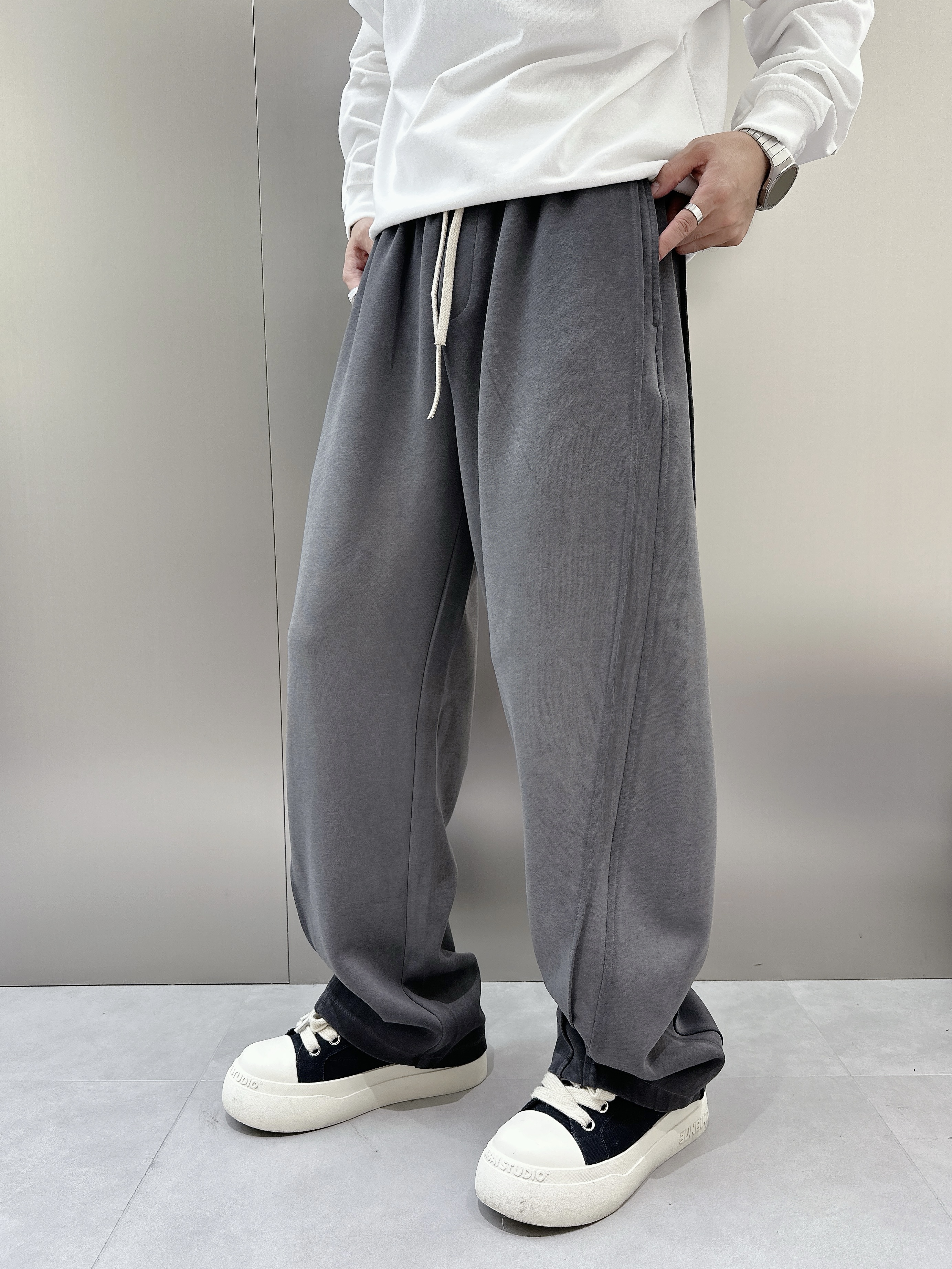 2025秋冬新款男士休闲裤时尚潮流宽松直筒裤青年百搭阔腿加绒长裤