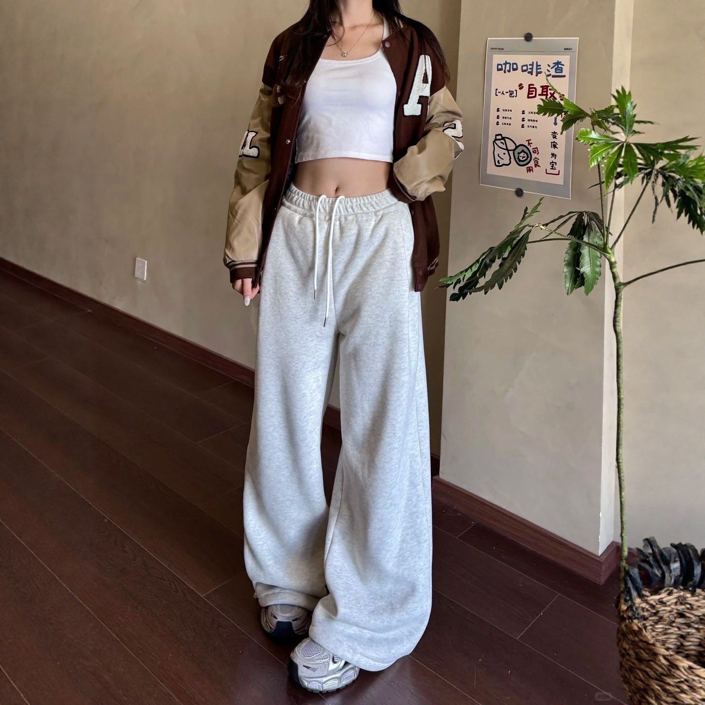 灰色运动裤女2026新款春秋小个子休闲高腰美式卫裤宽松直筒阔腿裤