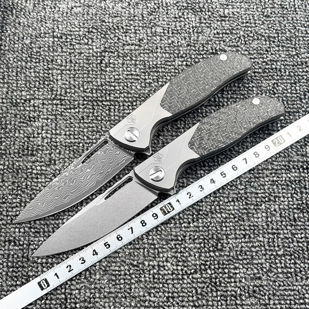 熊头 F95钛碳纤维柄轴承折刀户外野营狩猎战术防身口袋EDC工具刀