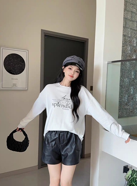 2025年春秋季新款圆领长袖T恤女宽松休闲百搭打底衫Lagogo/拉谷谷