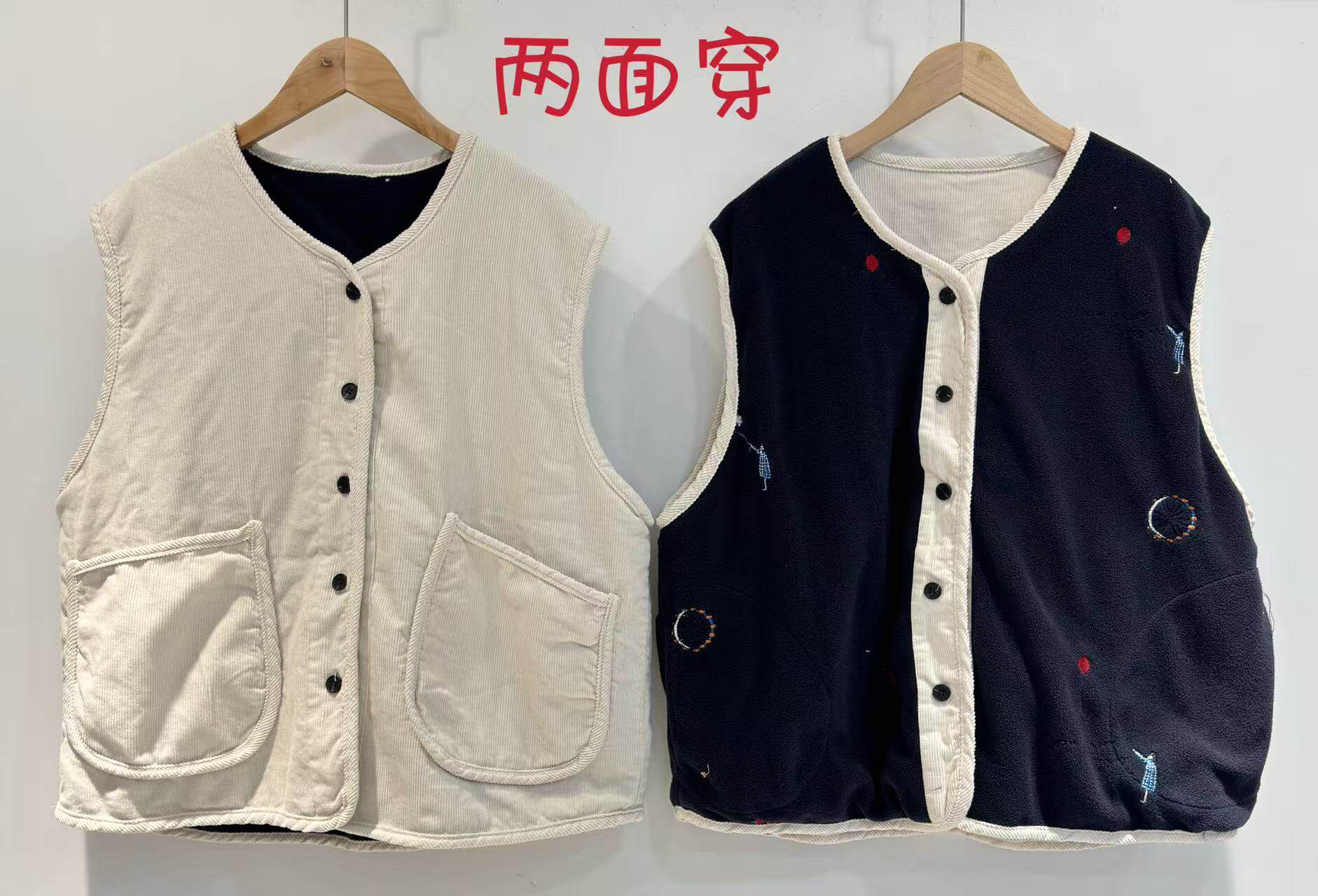 日系复古灯芯绒棉刺绣小花马甲女新款宽松显瘦两面穿减龄坎肩女冬
