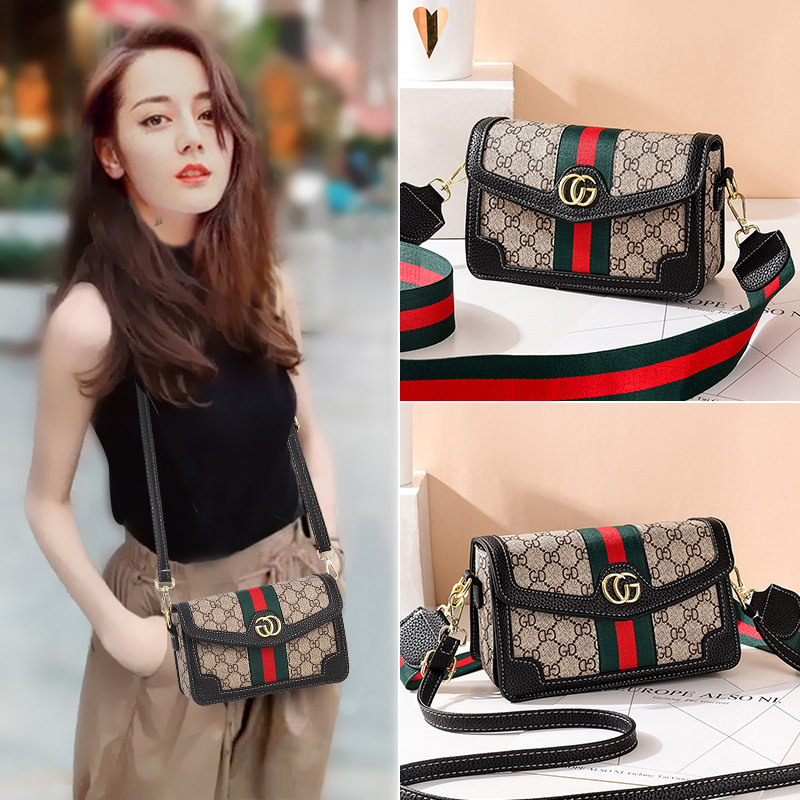 女士包包洋气小ck女包2020新款潮网红百搭宽带斜挎包时尚小方包夏