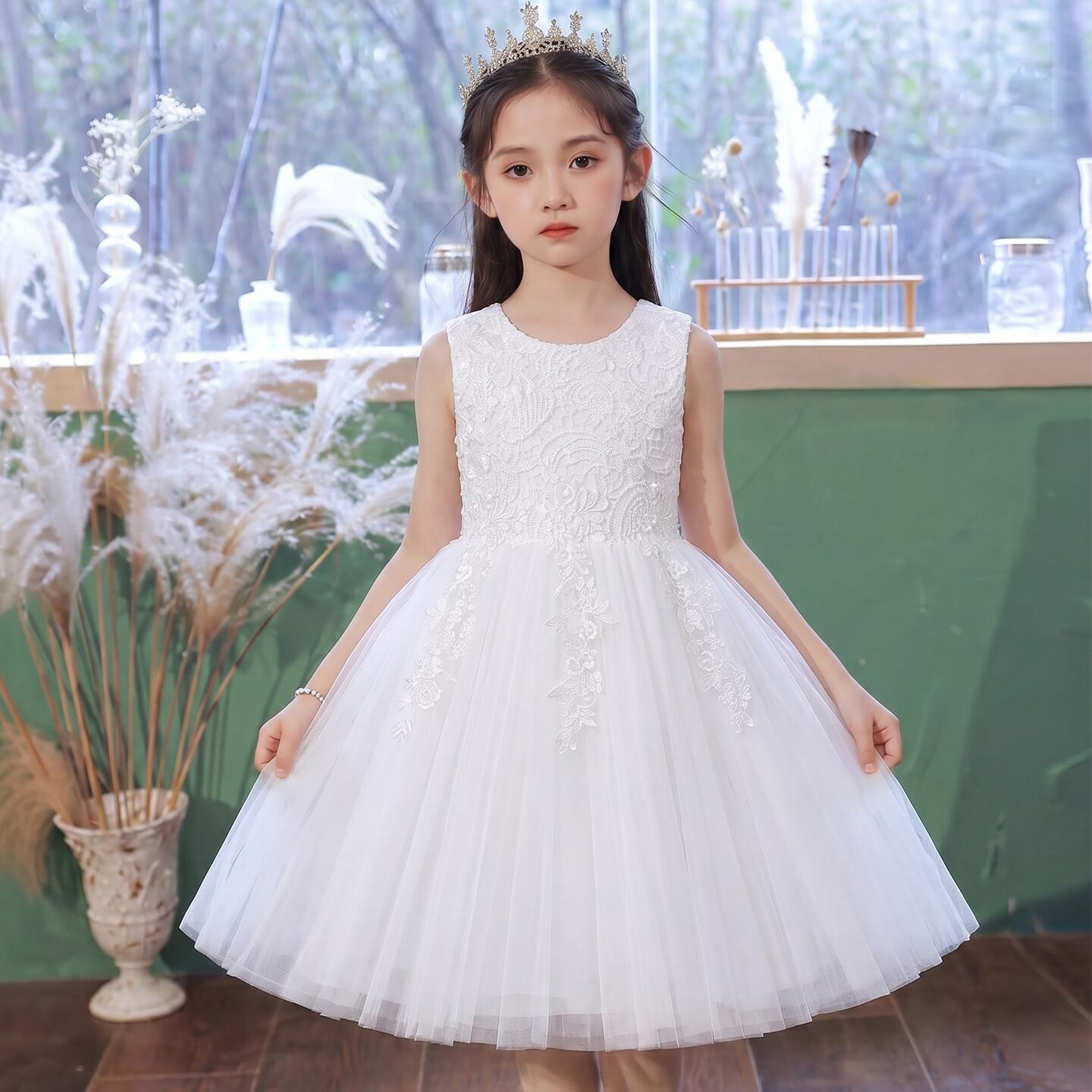 女童连衣裙夏装2026新款白色公主裙儿童纱裙夏季礼服蓬蓬演出裙子