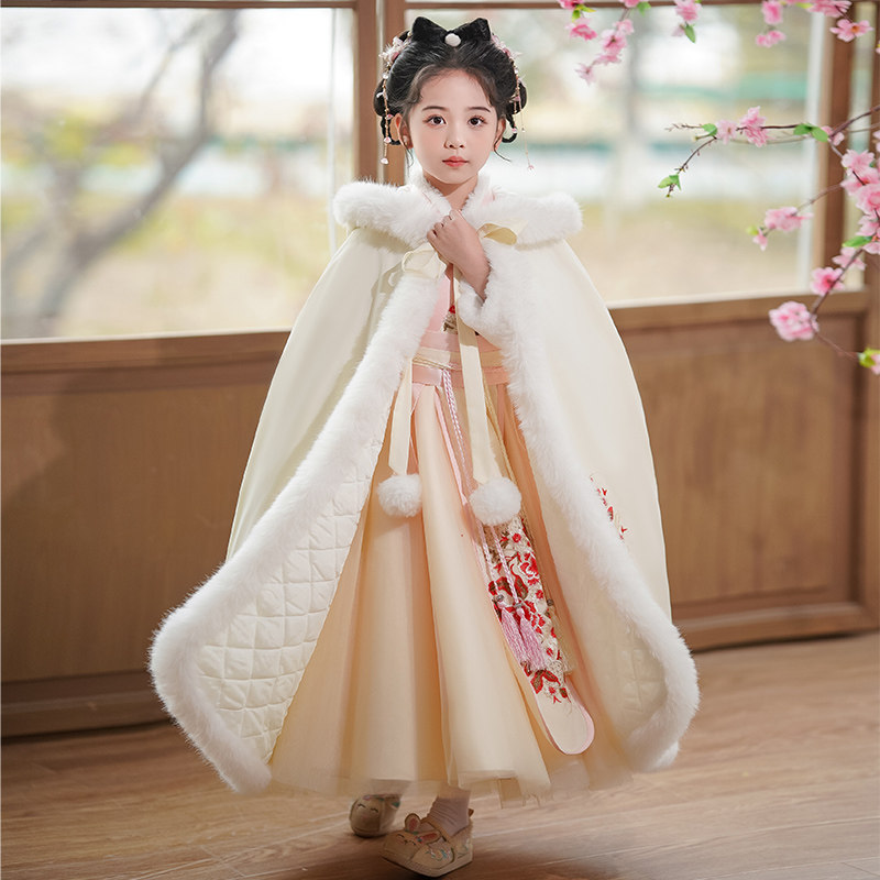 加绒女童冬装汉服拜年服