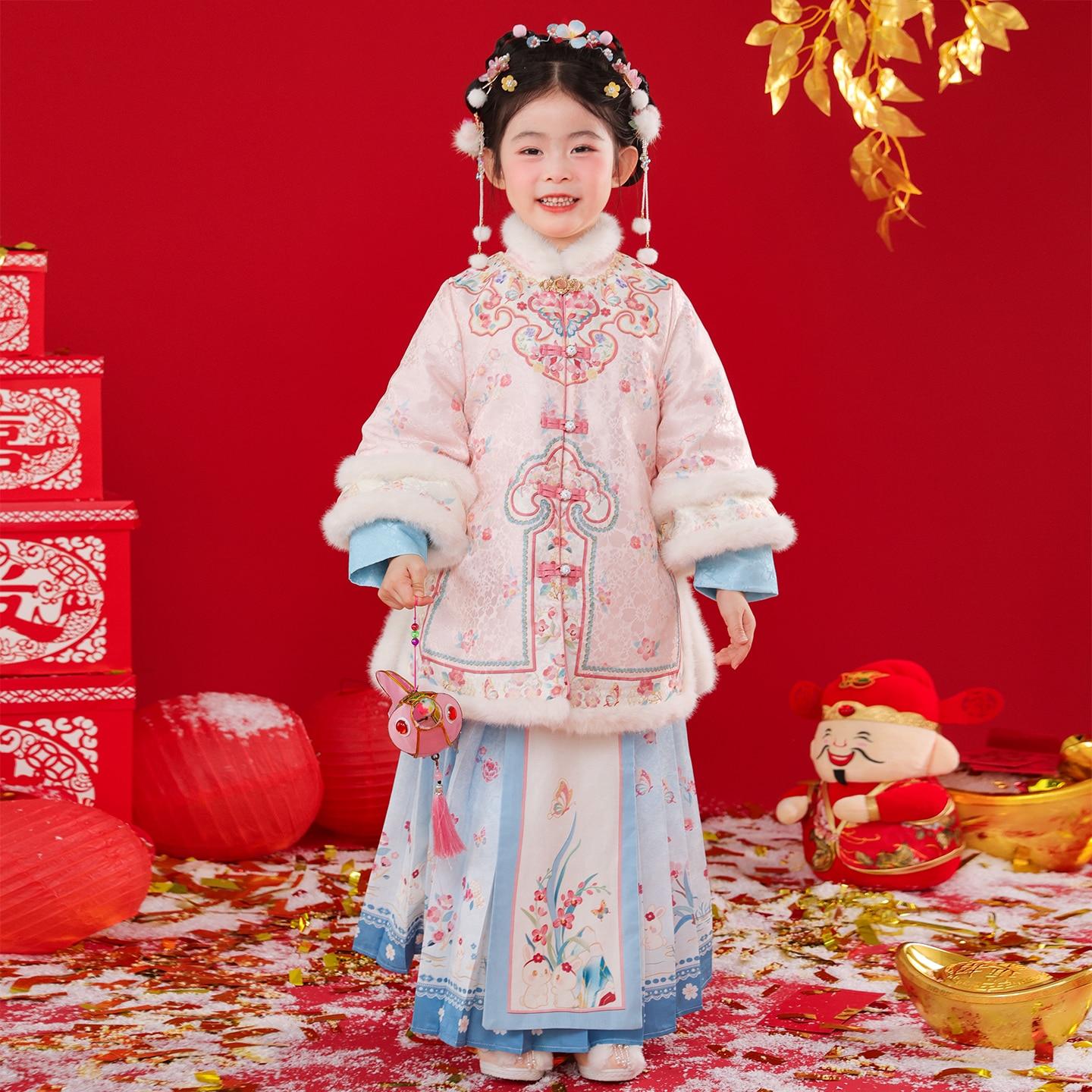 女童古装过年汉服儿童马面裙套装2025新款国风新年拜年服加厚冬装