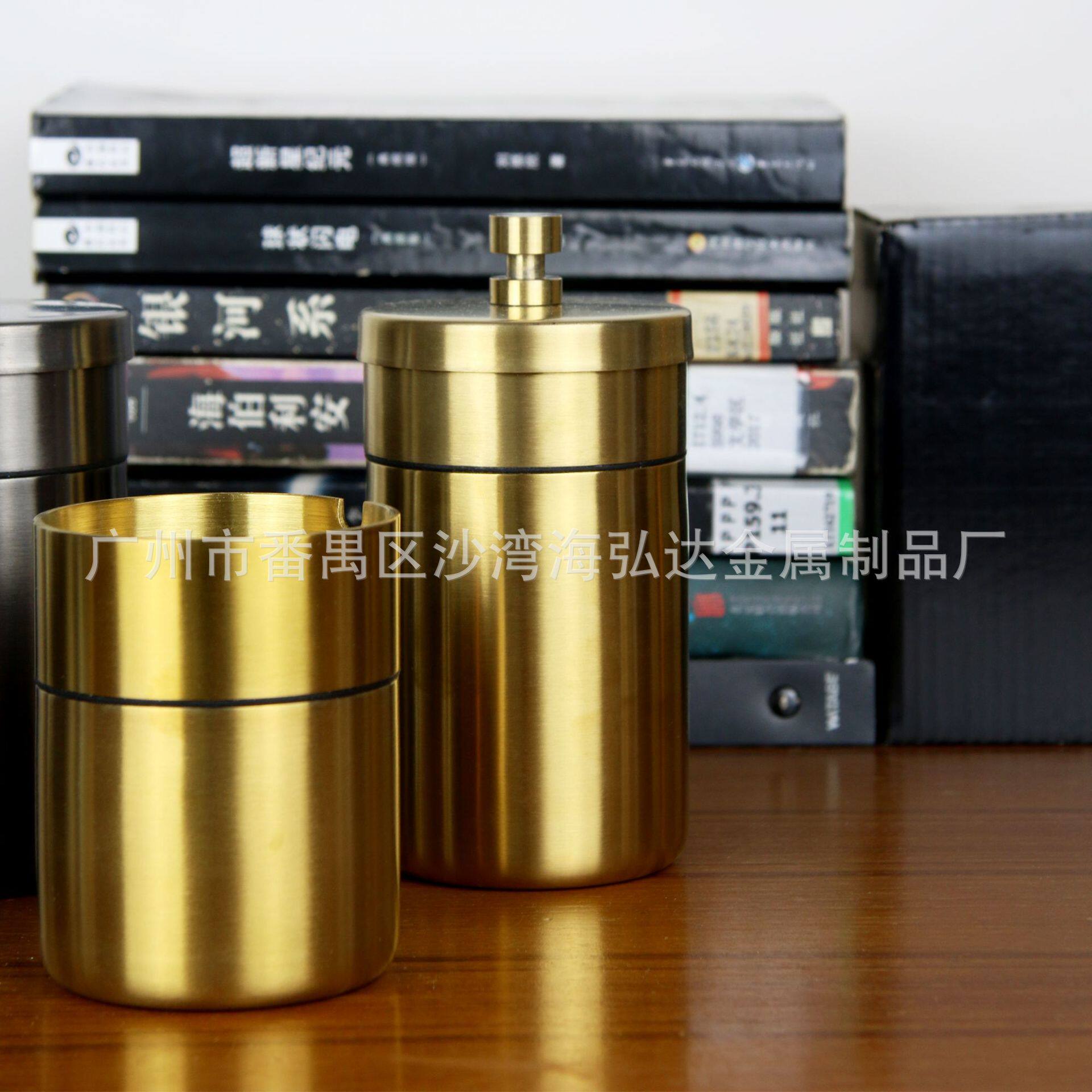 304不锈钢烟灰缸 车载金属烟灰缸可印logo 不锈钢带盖烟灰缸
