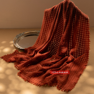 红色披肩外搭女秋冬时尚百搭新款镂空保暖外搭100纯羊绒围巾