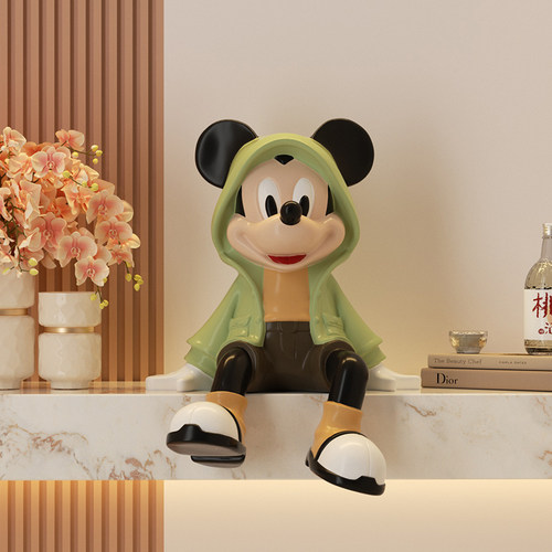 艺心艺意风衣米奇网红电视柜摆件