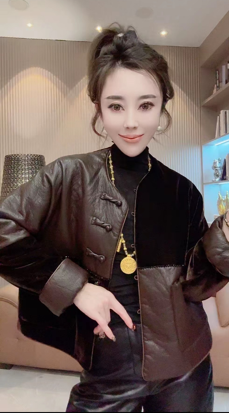 欧货立领棉服外套女2025年冬新款糖果色肯豆风短款加厚立领面包服