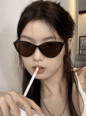 2025复古猫眼黑框茶色网红偏光gm墨镜女潮方圆脸显瘦高级感太阳镜