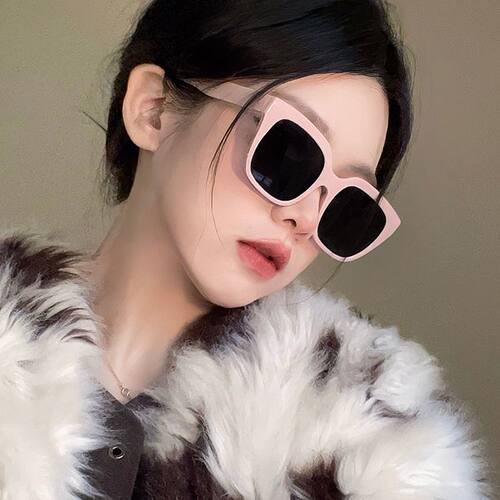 粉色方框墨镜遮阳防紫外线街拍女