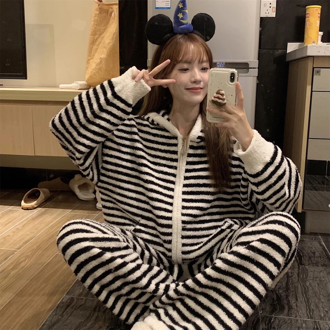 连帽条纹睡衣女秋冬季珊瑚绒加绒