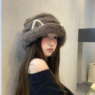 小虎牙毛茸茸渔夫帽女冬季加厚保暖毛绒帽护耳防寒百搭显脸小盆帽