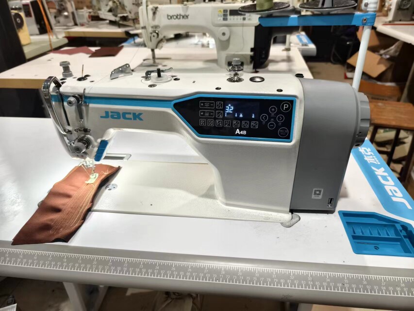 二手jack杰克a4b缝纫机平缝机工业用家用电脑车电动平车