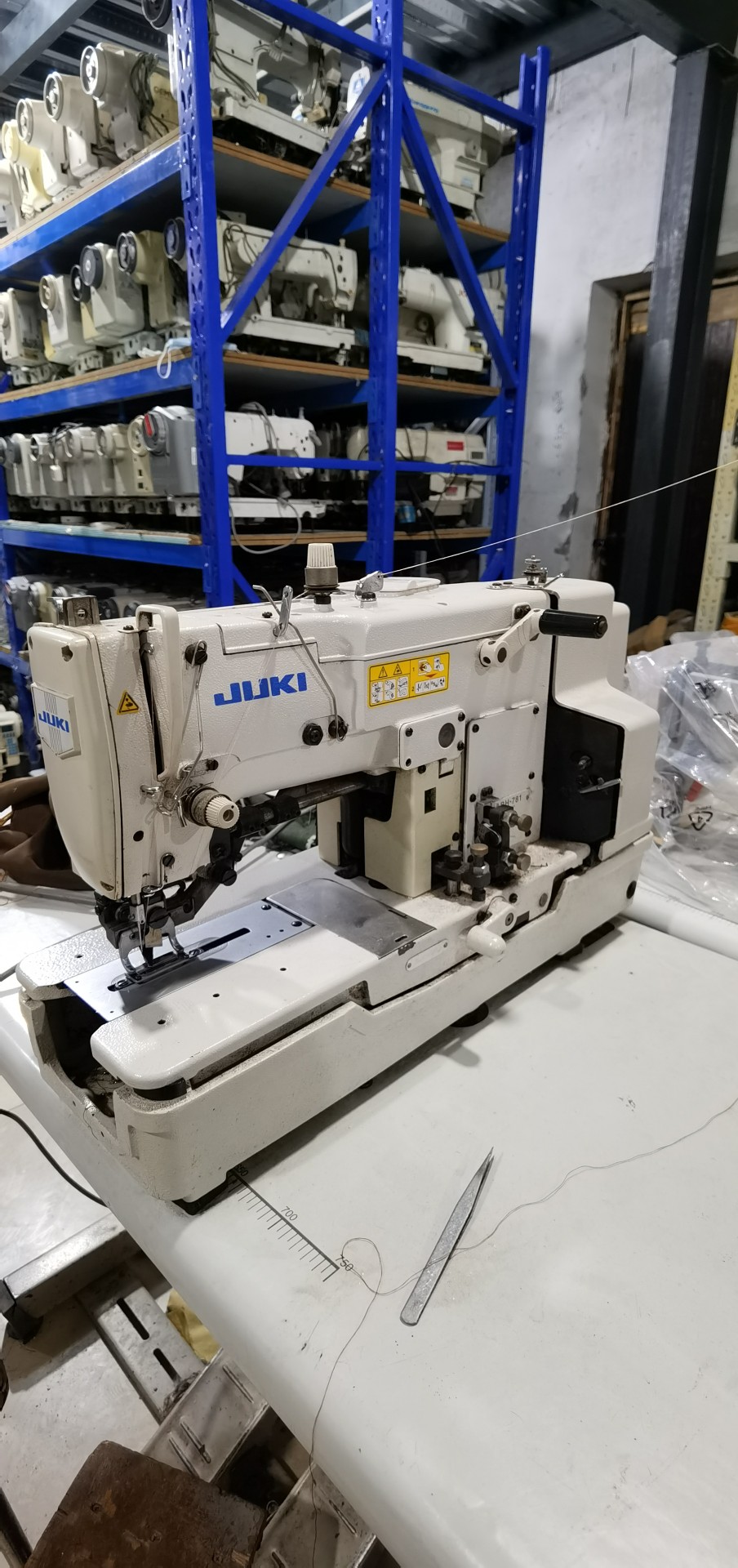 二手日本juki(重机)lbh-781平头锁眼机 成色新 高速工业缝纫机
