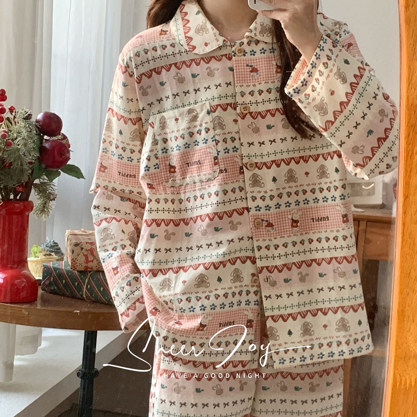 MORIROOM草莓兔可爱卡通睡衣女生