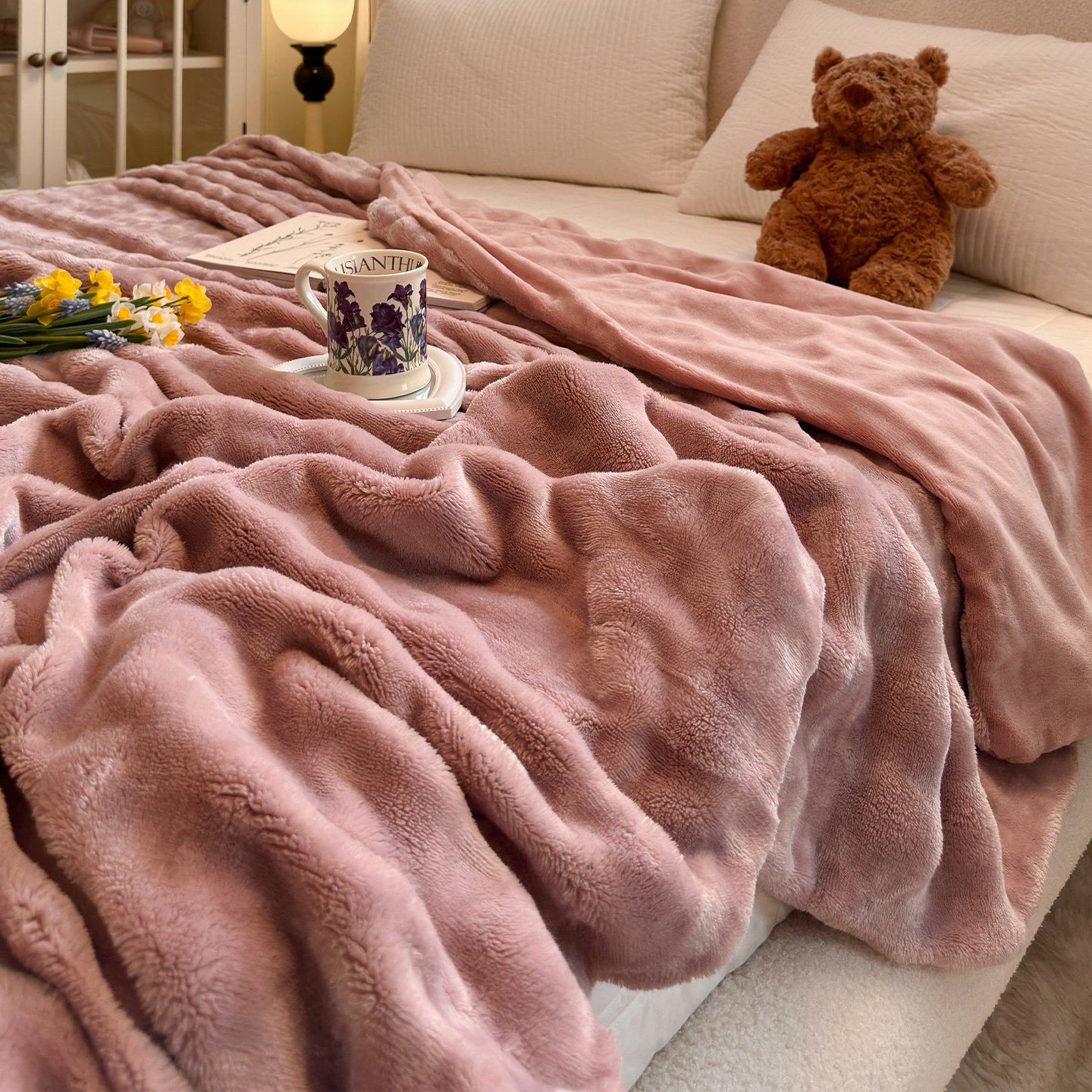 树莓粉兔毛绒毛毯2025新款加厚保暖冬季珊瑚绒沙发盖毯被子床上用
