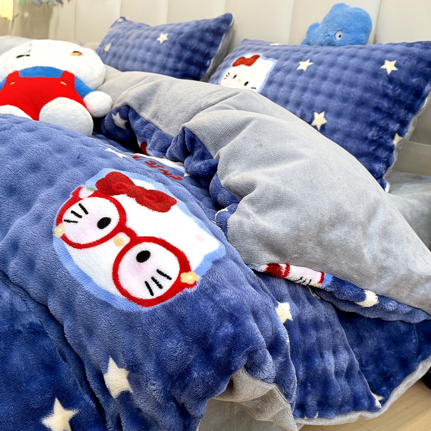 韩式星星KT猫牛奶绒四件套家用