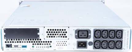 DELL 戴尔SMART-UPS 3000VA USB RM 2U 230V 2700W UPS不间断电源