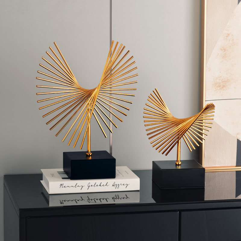 福美林树脂雄鹰展翅装饰品摆件