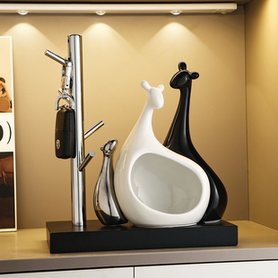 入户玄关钥匙收纳摆件轻奢高档小鹿客厅酒柜电视柜装饰品乔迁礼物