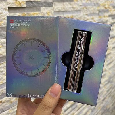 YOUNGFORU为你年轻太空银口红