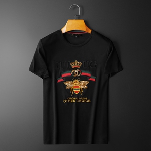 D332 28617 P70 平铺黑色 2023春夏丝光棉圆领短袖T恤 刺绣男潮图片
