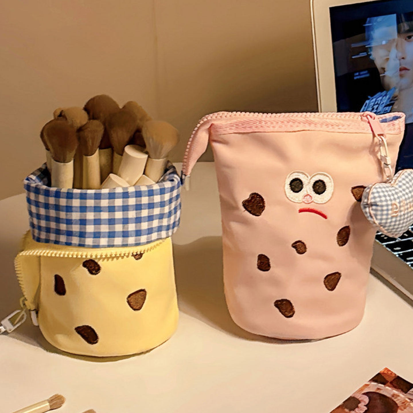 化妆刷收纳包可爱便携立式高颜值大容量化妆刷盒口红眉笔化妆刷桶,收纳整理,化妆刷收纳盒/桶,淘宝优惠券,粉丝福利购,淘宝优惠卷