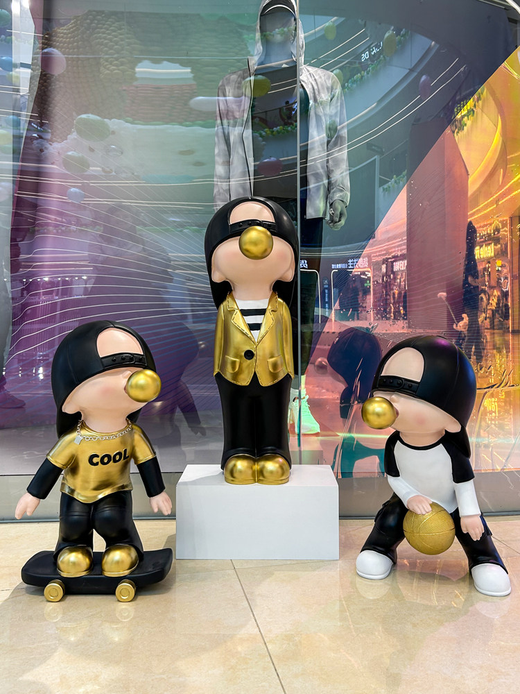 可爱童趣吹泡泡运动男孩落地大型摆件服装店幼儿园橱窗展示台装饰