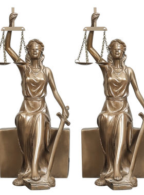 老板律师办公室正义女神书挡书靠
