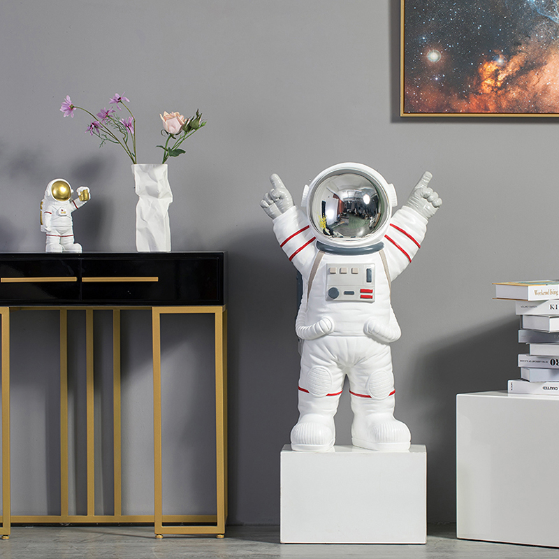 宇航员大型落地摆件太空人双手指天酒店迎宾办公室店铺橱窗装饰品