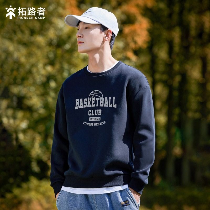 拓路者阔版印花21秋季休闲圆领套头衫面层以纯棉为主男式长袖卫衣