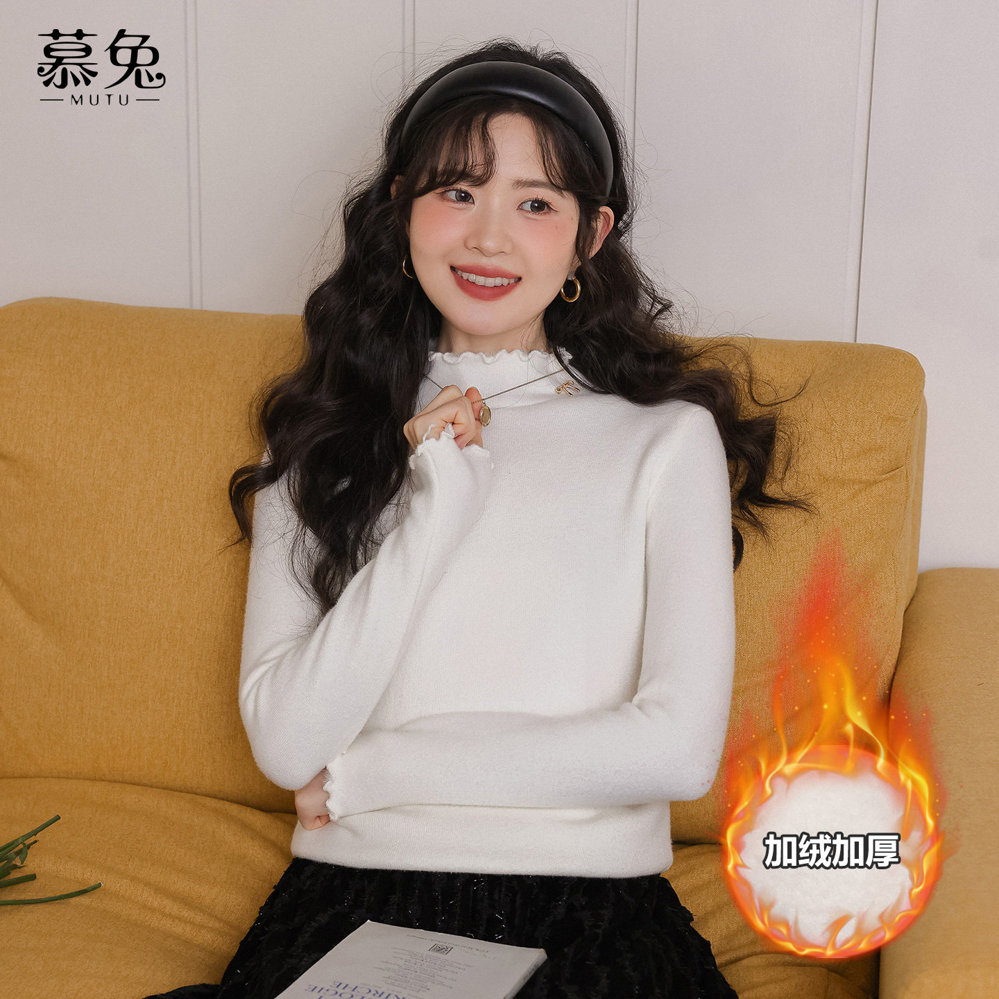 慕兔半高领加绒保暖针织衫