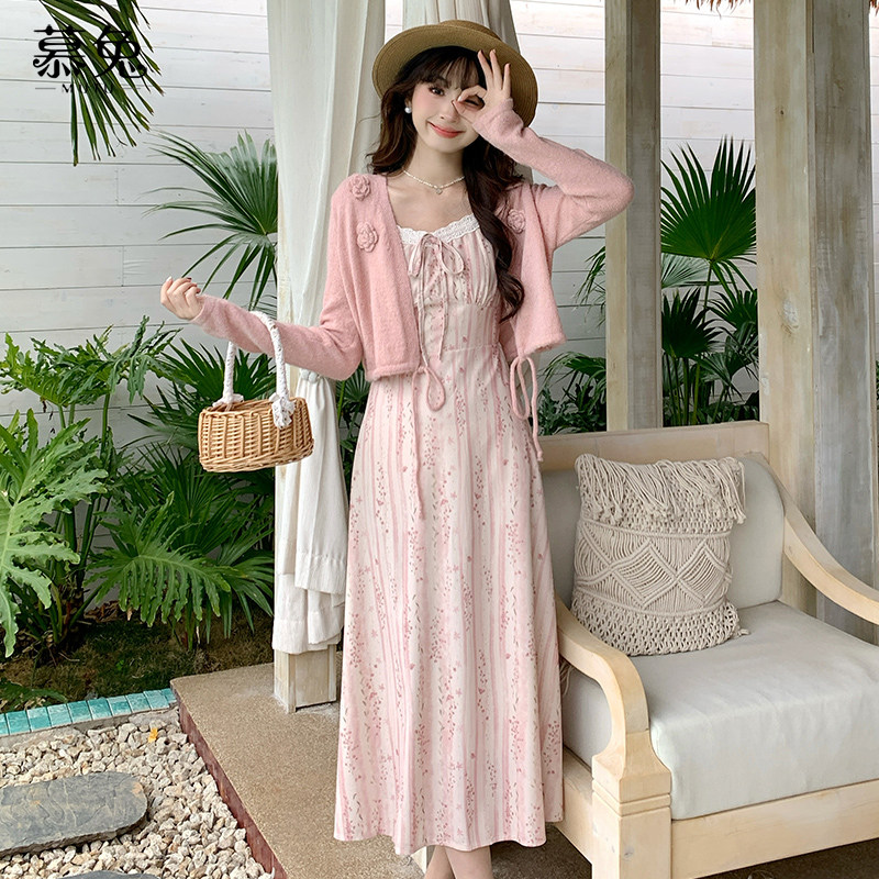 慕兔法式甜美碎花吊带连衣裙女2025秋季新款外搭针织开衫两件套装