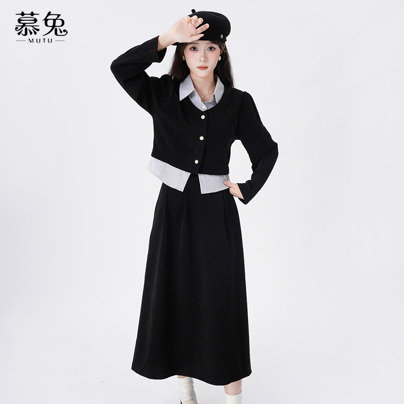 慕兔学院风假两件上衣半身裙套装