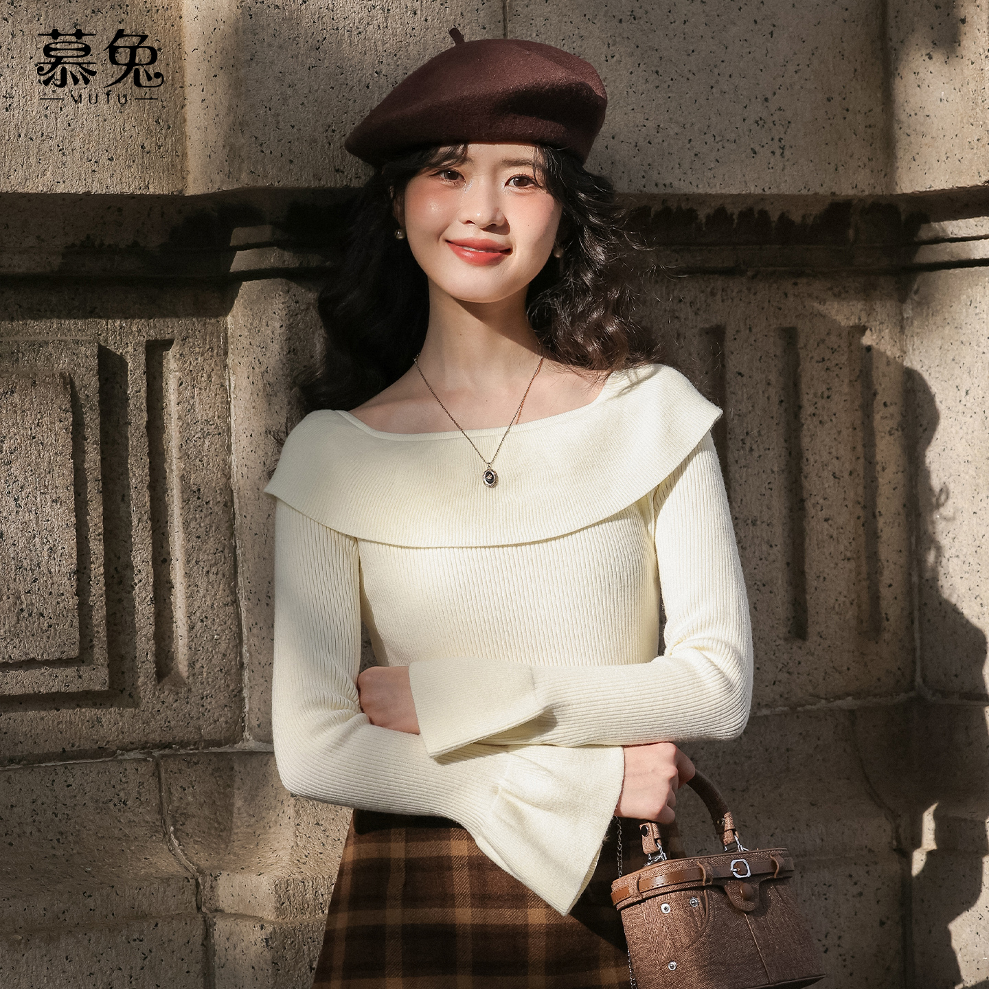 慕兔温柔风荷叶边长袖针织衫