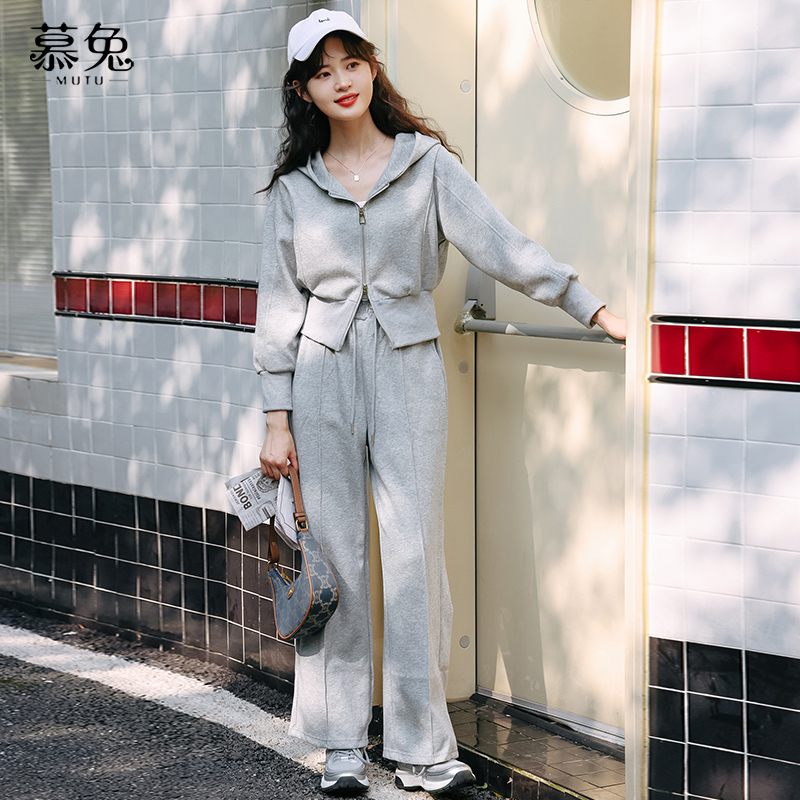 慕兔小个子上衣休闲裤两件套