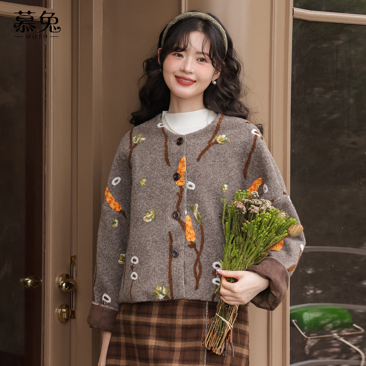 慕兔复古小香风毛呢外套女2025冬季新款小个子设计感小众圆领上衣,女装/女士精品,毛呢外套,淘宝优惠券,粉丝福利购,淘宝优惠卷