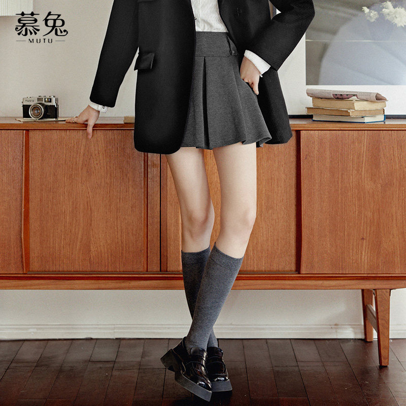 慕兔学院风小个子百褶毛呢短裙