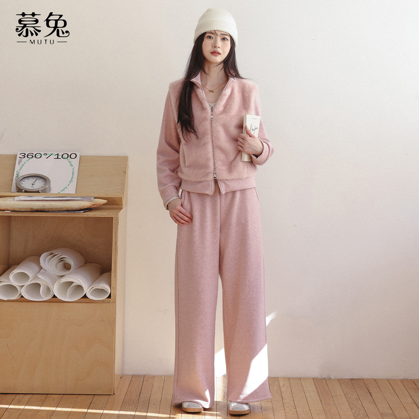 拼接毛绒卫衣外套休闲裤两件套