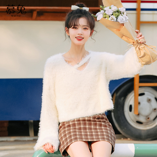 慕兔高级感别致漂亮v领毛衣女2025秋冬新款 设计感小众超好看上衣